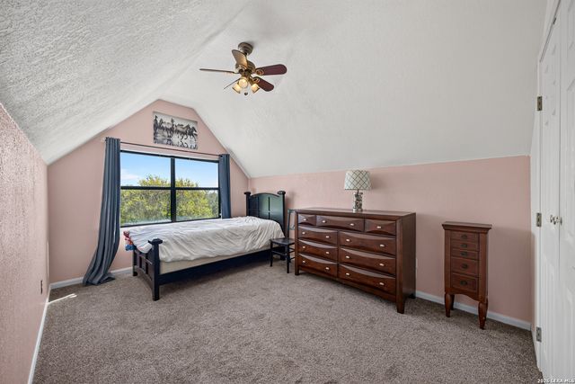3030 Oak Hollow Dr, New Braunfels, TX 78132