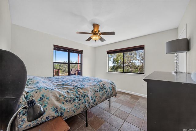 3030 Oak Hollow Dr, New Braunfels, TX 78132