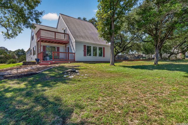 3030 Oak Hollow Dr, New Braunfels, TX 78132