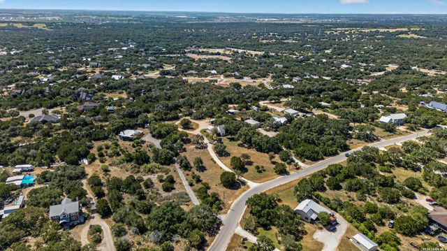 3030 Oak Hollow Dr, New Braunfels, TX 78132