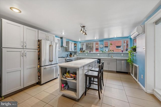 2834 EDGEMONT, Philadelphia, PA 19134