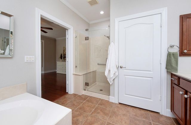 627 Armstrong DR, Georgetown, TX 78633