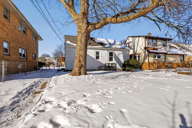 4418 N 67th STREET, Milwaukee, WI 53218