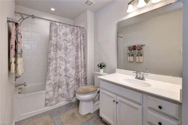 9476 Astilbe LN, Toano, VA 23168