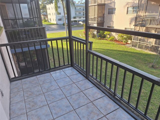 5969 TERRACE PARK DR DRIVE N 203, St Petersburg, FL 33709