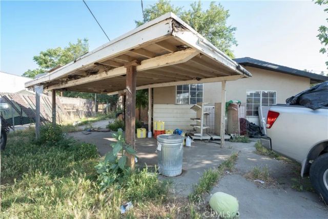 6174 Jurupa Avenue, Riverside, CA 92504