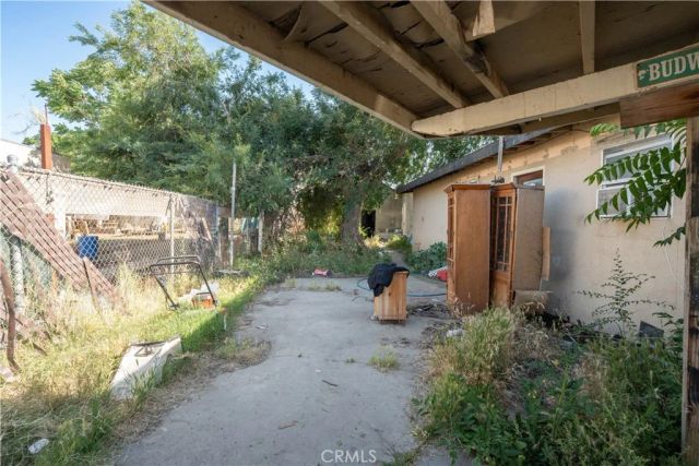 6174 Jurupa Avenue, Riverside, CA 92504