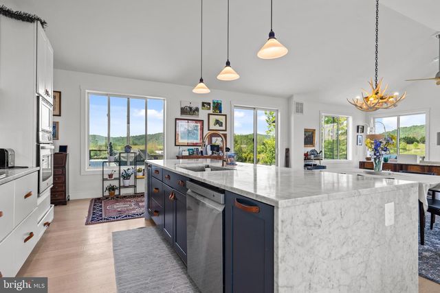 23 WHITE HORSE HILL LN, Amissville, VA 20106