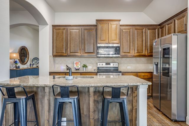 11948 Carlin Drive, Fort Worth, TX 76108