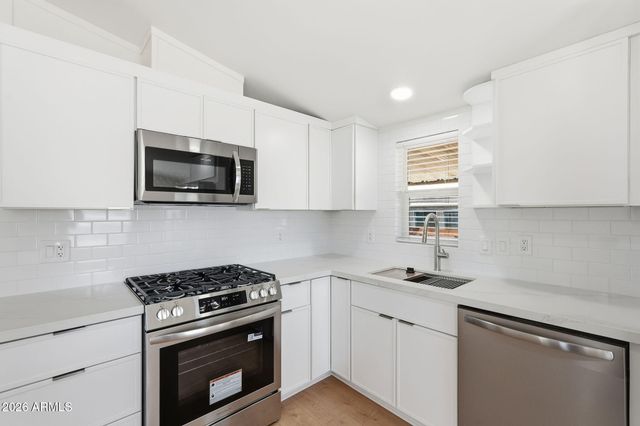 13234 N 19TH Street, Phoenix, AZ 85022