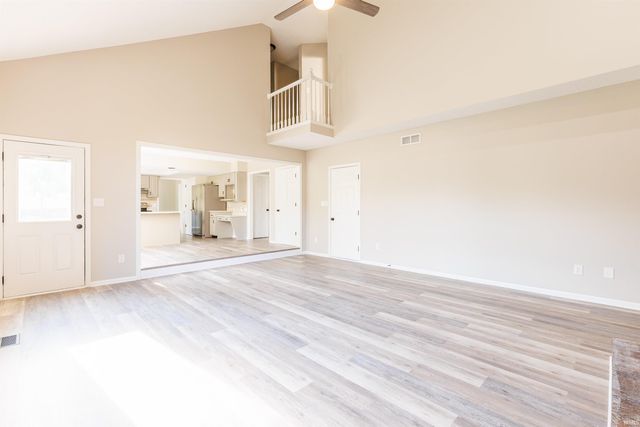 1303 Winnsboro Pass, Fort Wayne, IN 46845