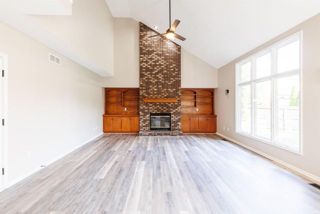 1303 Winnsboro Pass, Fort Wayne, IN 46845