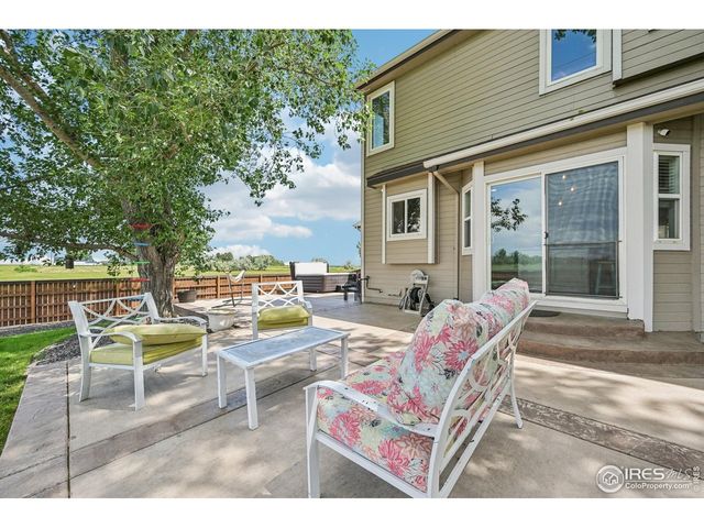 1041 Wisteria Dr, Loveland, CO 80538