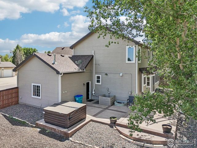 1041 Wisteria Dr, Loveland, CO 80538