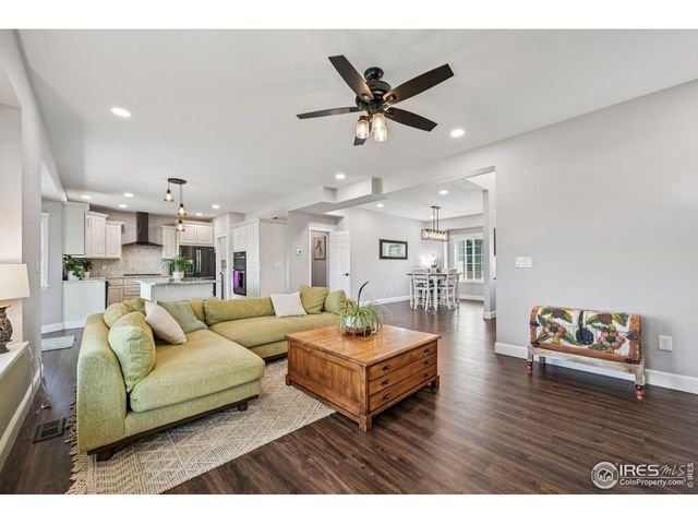 1041 Wisteria Dr, Loveland, CO 80538