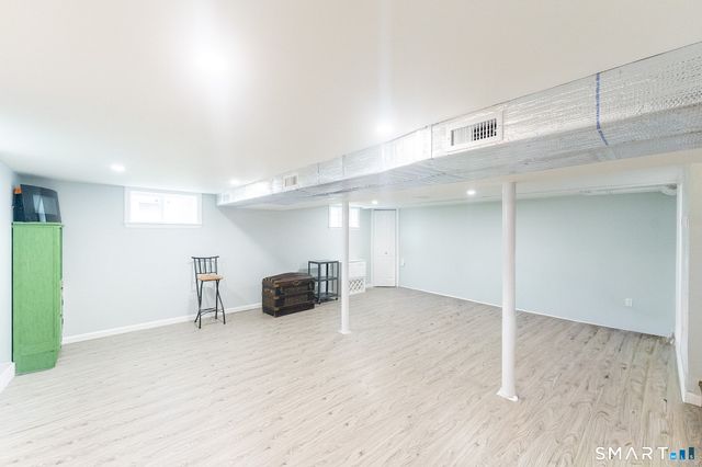 121 Victory Street, Stratford, CT 06615