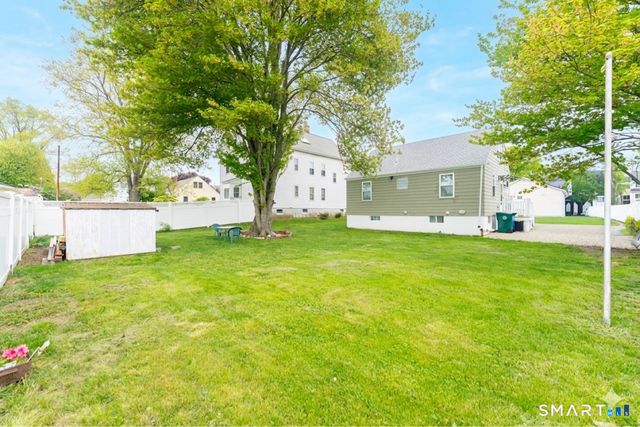 121 Victory Street, Stratford, CT 06615