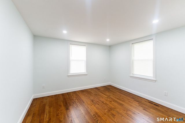 121 Victory Street, Stratford, CT 06615