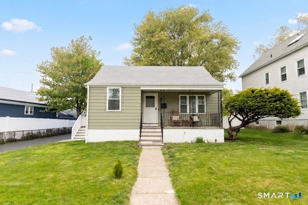 121 Victory Street, Stratford, CT 06615
