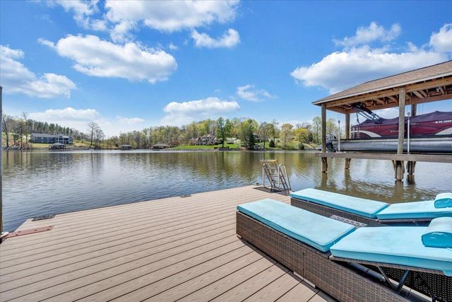 1055 REDBUD LN, Moneta, VA 24121