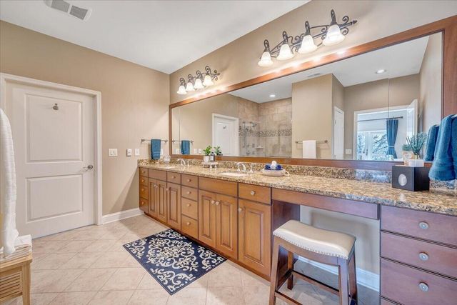 1055 REDBUD LN, Moneta, VA 24121