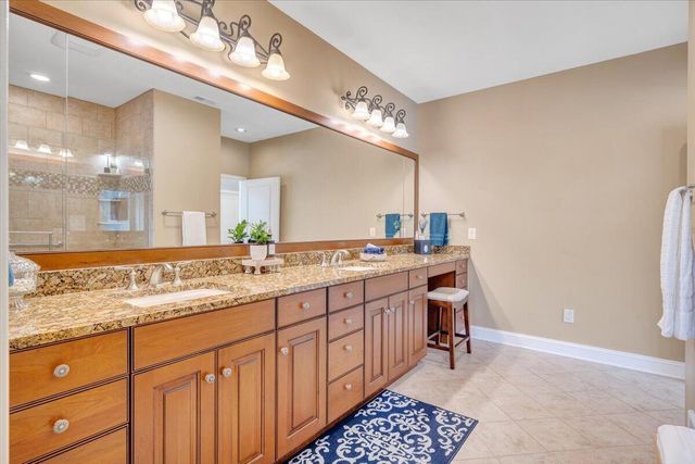 1055 REDBUD LN, Moneta, VA 24121