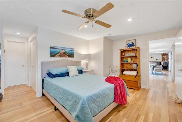 1055 REDBUD LN, Moneta, VA 24121