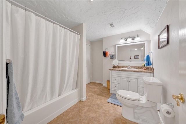 1055 REDBUD LN, Moneta, VA 24121