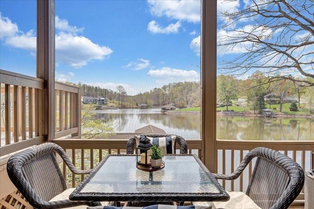 1055 REDBUD LN, Moneta, VA 24121