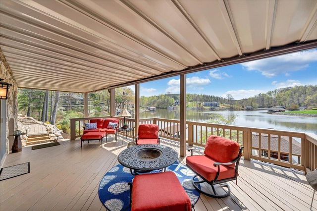 1055 REDBUD LN, Moneta, VA 24121