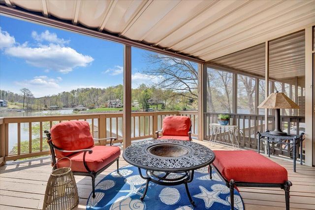 1055 REDBUD LN, Moneta, VA 24121