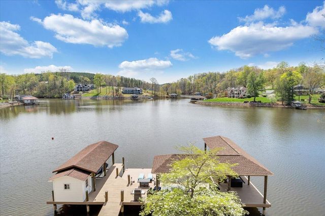 1055 REDBUD LN, Moneta, VA 24121