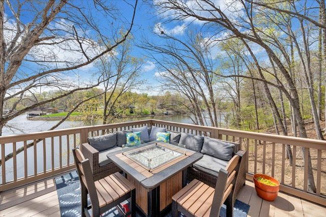 1055 REDBUD LN, Moneta, VA 24121
