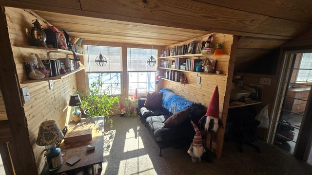 28143 N Island Circle, Hollandale, MN 56045