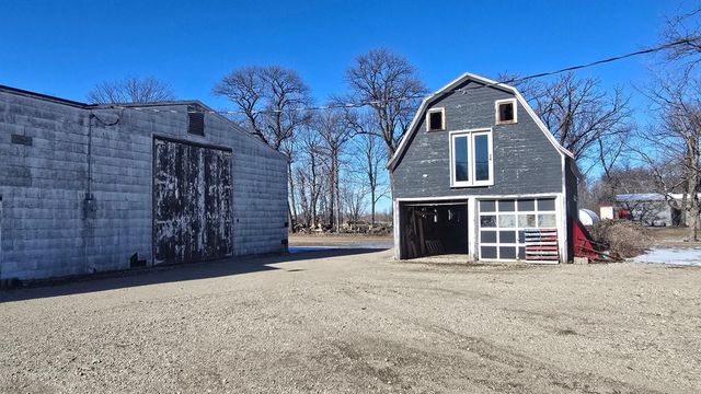 28143 N Island Circle, Hollandale, MN 56045