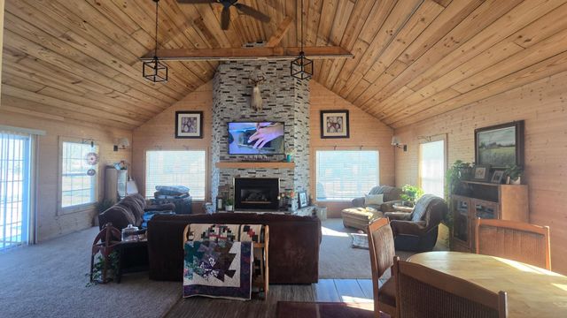 28143 N Island Circle, Hollandale, MN 56045