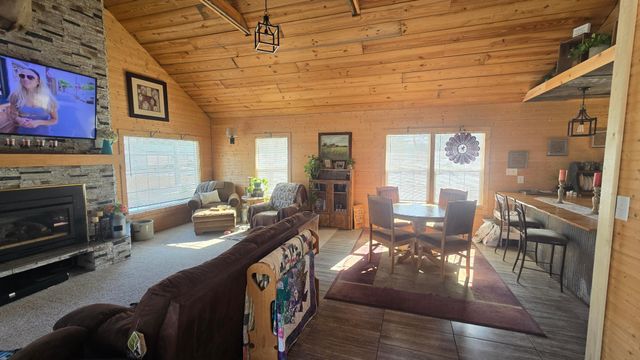 28143 N Island Circle, Hollandale, MN 56045