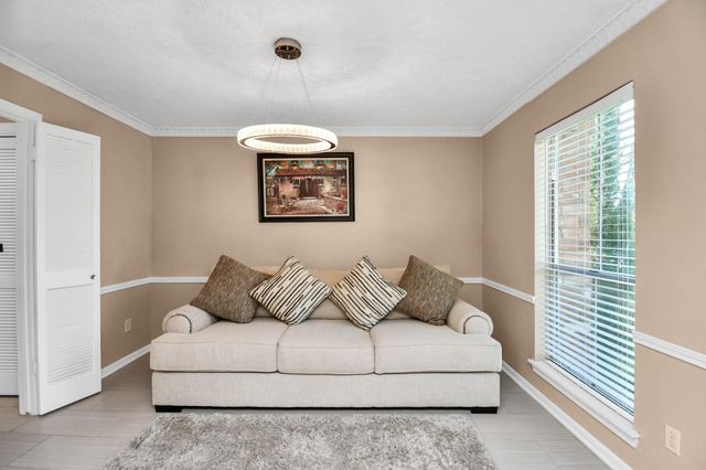 6827 La Puente Drive, Houston, TX 77083