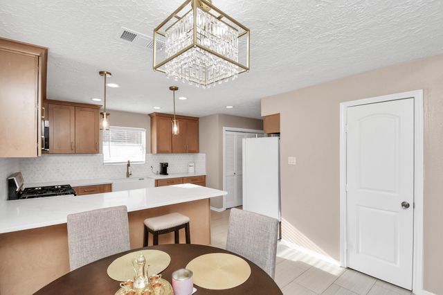 6827 La Puente Drive, Houston, TX 77083