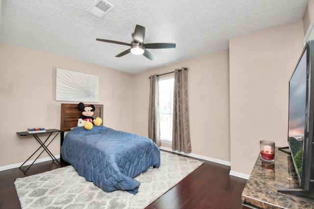 6827 La Puente Drive, Houston, TX 77083