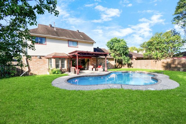 6827 La Puente Drive, Houston, TX 77083