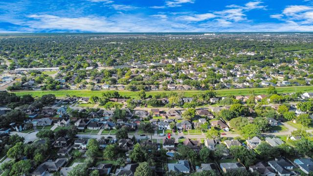 6827 La Puente Drive, Houston, TX 77083