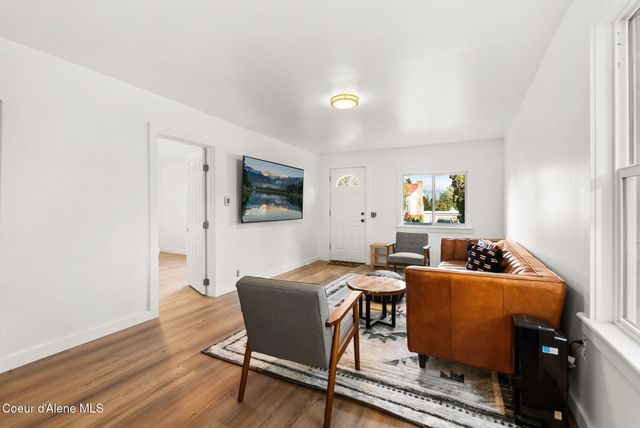 7492 Mohawk St, Bonners Ferry, ID 83805