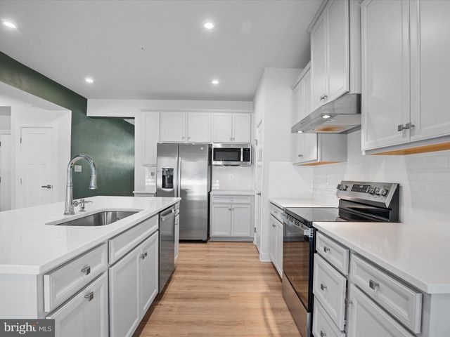 303 PATHFINDER CIR, Grasonville, MD 21638