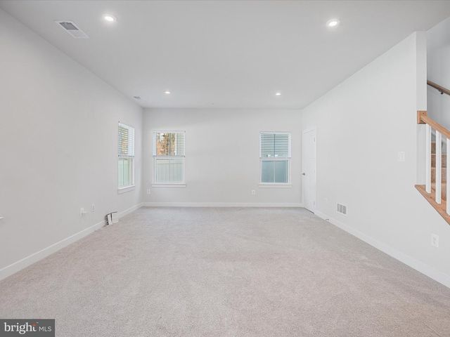 303 PATHFINDER CIR, Grasonville, MD 21638