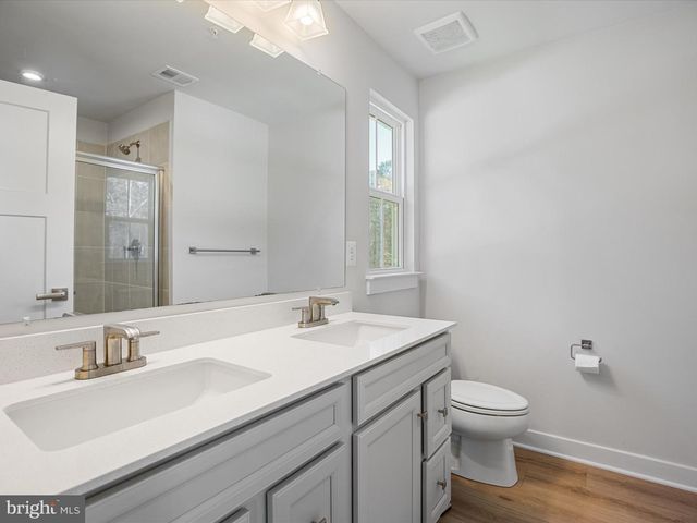 303 PATHFINDER CIR, Grasonville, MD 21638