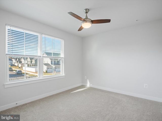 303 PATHFINDER CIR, Grasonville, MD 21638