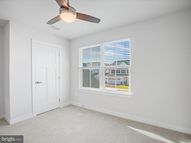 303 PATHFINDER CIR, Grasonville, MD 21638