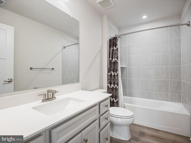 303 PATHFINDER CIR, Grasonville, MD 21638