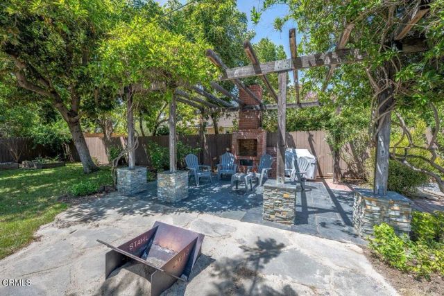 961 N Michigan Avenue, Pasadena, CA 91104